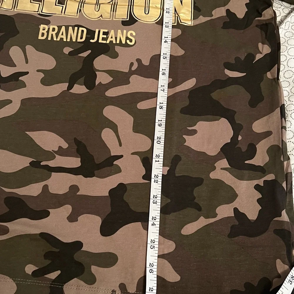True religion t shirt